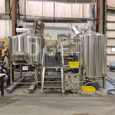 7BBL Niestandardowe 2/3/4 naczynia izolowane przemysłowe urządzenia do warzenia piwa do minibrowarów