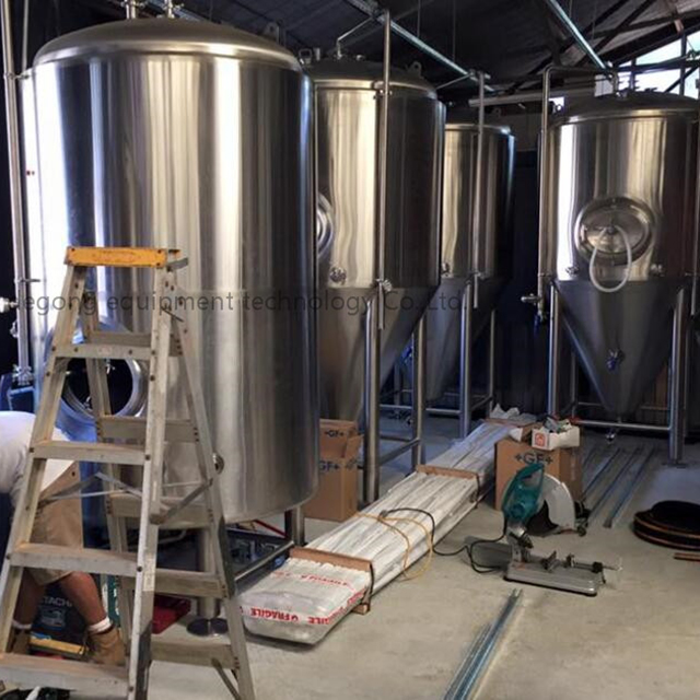 7BBL Kurtka ze stali nierdzewnej Dimple Stożkowy sprzęt do fermentacji piwa na sprzedaż