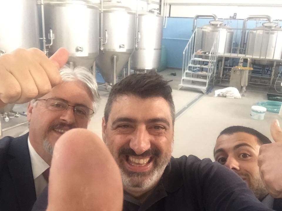 System warzenia piwa 1000L jest instalowany we Włoszech