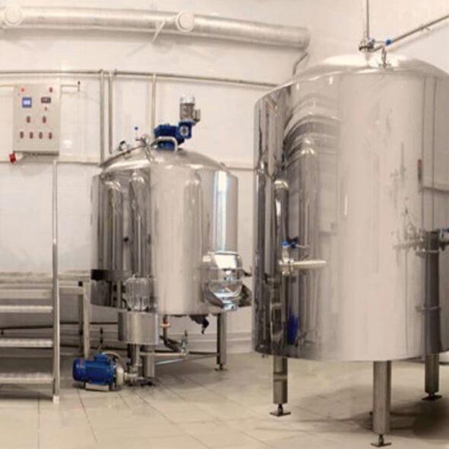 Przemysłowy sprzęt browarniczy Profesjonalny producent urządzeń do parzenia piwa ze stali nierdzewnej Linia do produkcji piwa 2000L