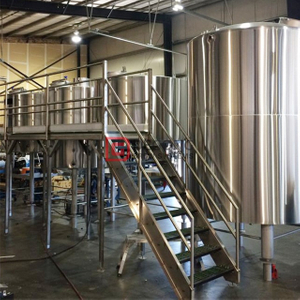 Sprzęt do parzenia piwa ze stali nierdzewnej 2000L Linia do produkcji piwa Producent browaru Automatyczne wyposażenie maszyn na sprzedaż